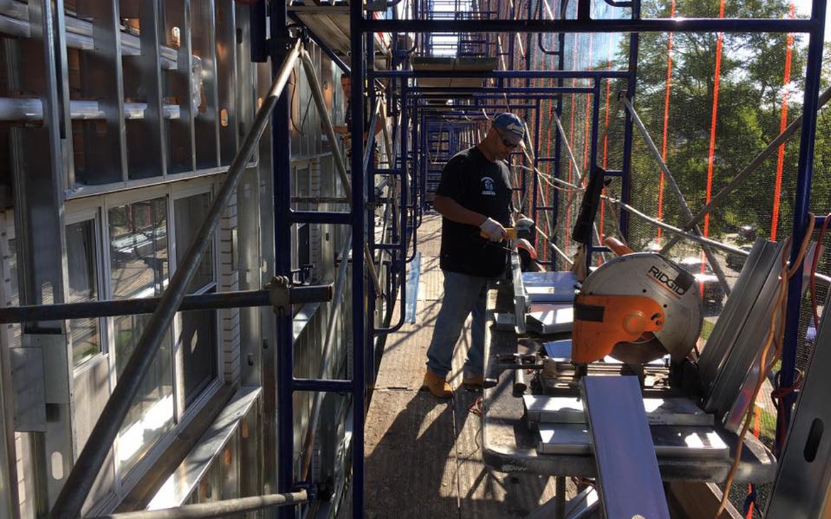 Facade & Window Replacement