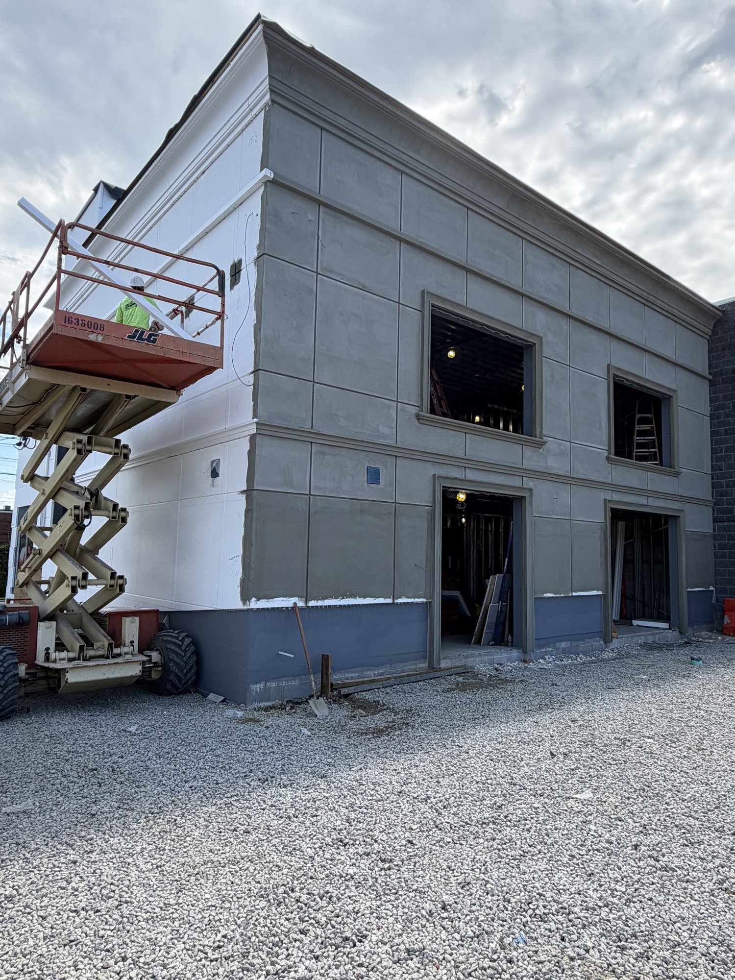 New Construction — Retail Showroom